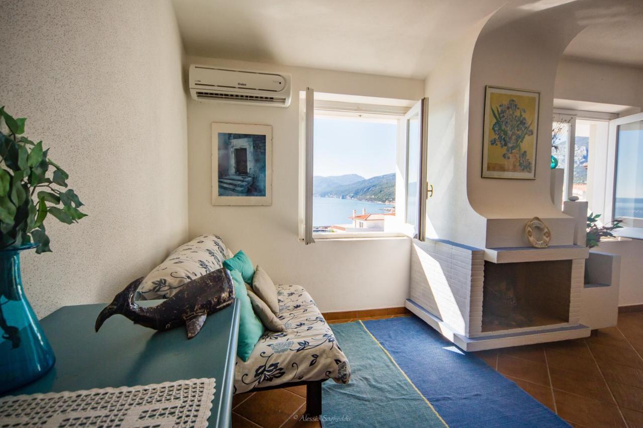 Casa Fendemare, Vista Sul Golfo Iunq2620 Lägenhet Cala Gonone Exteriör bild